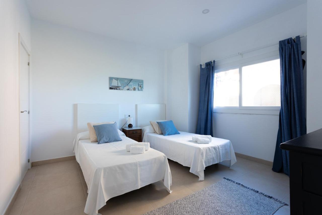 Apartamentos Homing Puerto Sherry Эль-Пуэрто-де-Санта-Мария Экстерьер фото