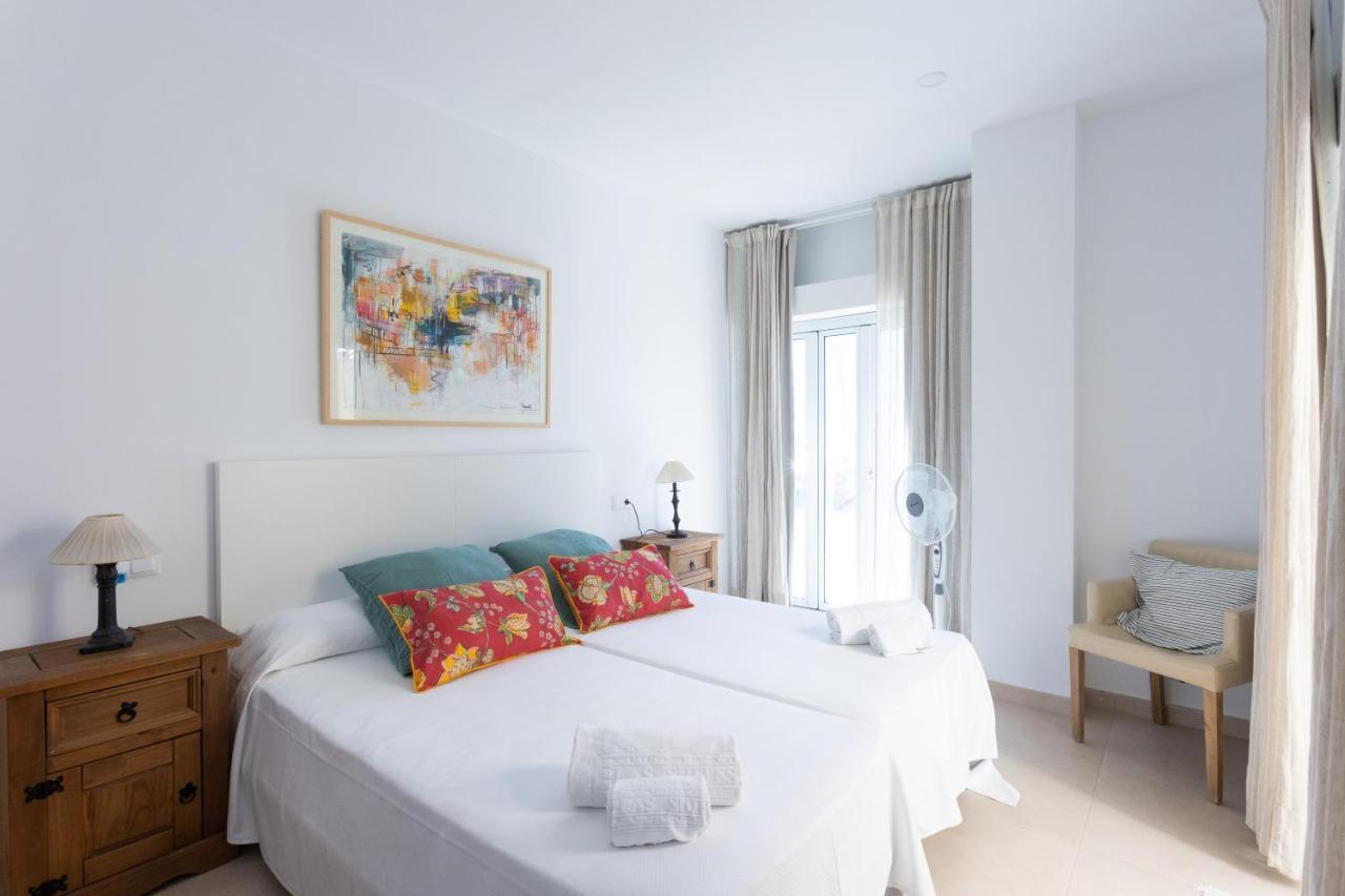 Apartamentos Homing Puerto Sherry Эль-Пуэрто-де-Санта-Мария Экстерьер фото