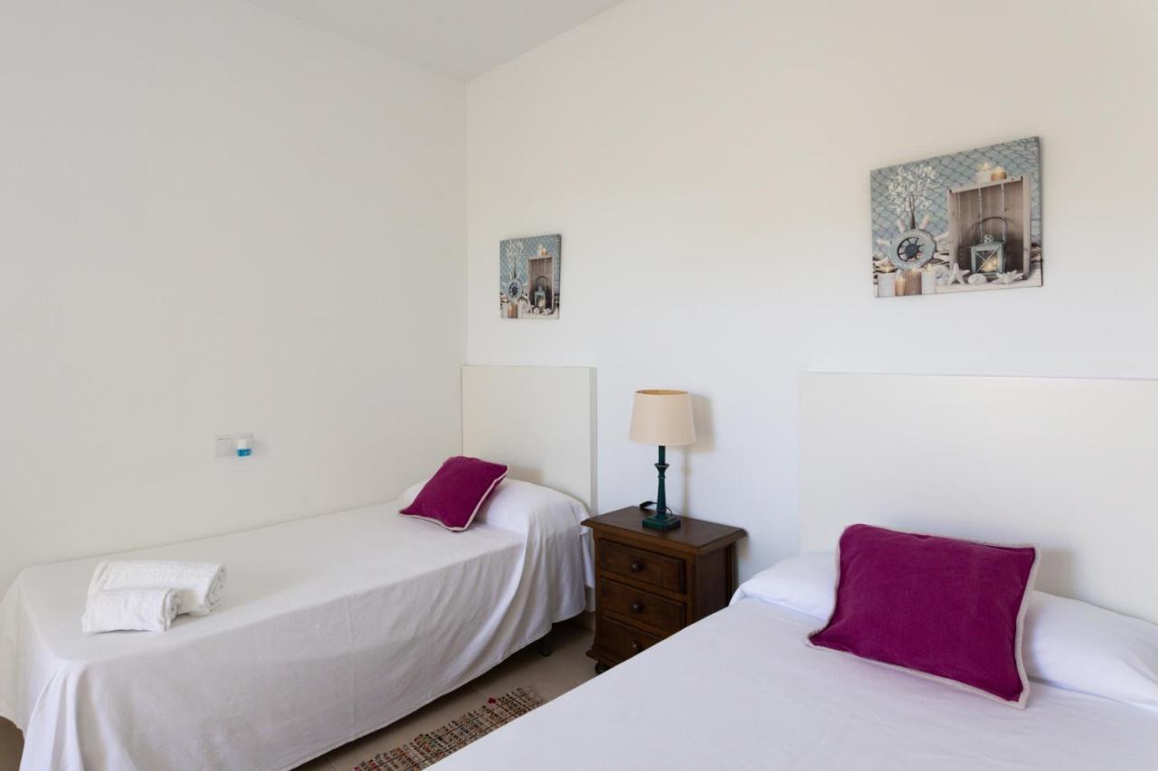 Apartamentos Homing Puerto Sherry Эль-Пуэрто-де-Санта-Мария Экстерьер фото