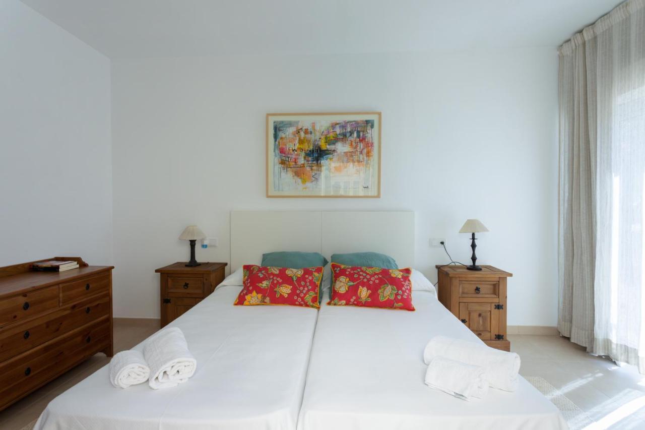 Apartamentos Homing Puerto Sherry Эль-Пуэрто-де-Санта-Мария Экстерьер фото