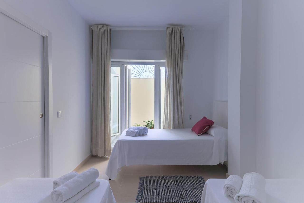 Apartamentos Homing Puerto Sherry Эль-Пуэрто-де-Санта-Мария Экстерьер фото