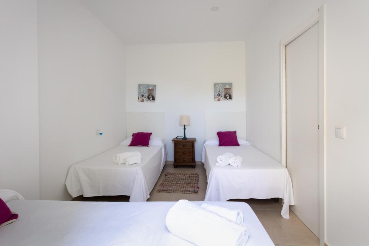 Apartamentos Homing Puerto Sherry Эль-Пуэрто-де-Санта-Мария Экстерьер фото